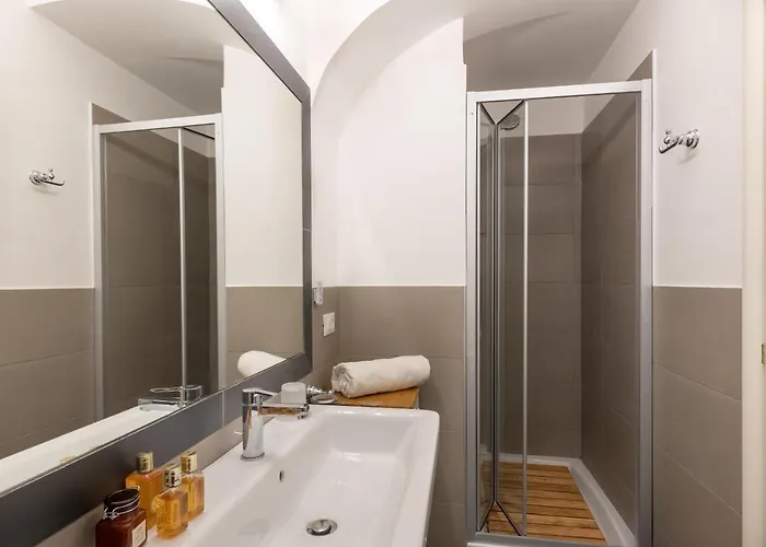 New! Amazing Piazza Navona View Apartment Rom